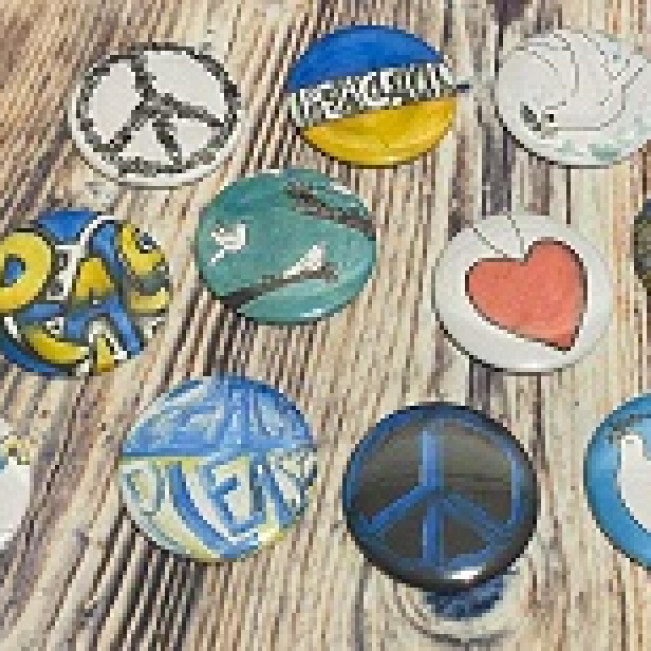 Buttons für den Frieden