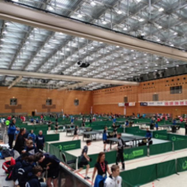 Holpriger Start: Tischtennis-Jungen des PAMINA-Schulzentrums bei Jugend trainiert für Olympia