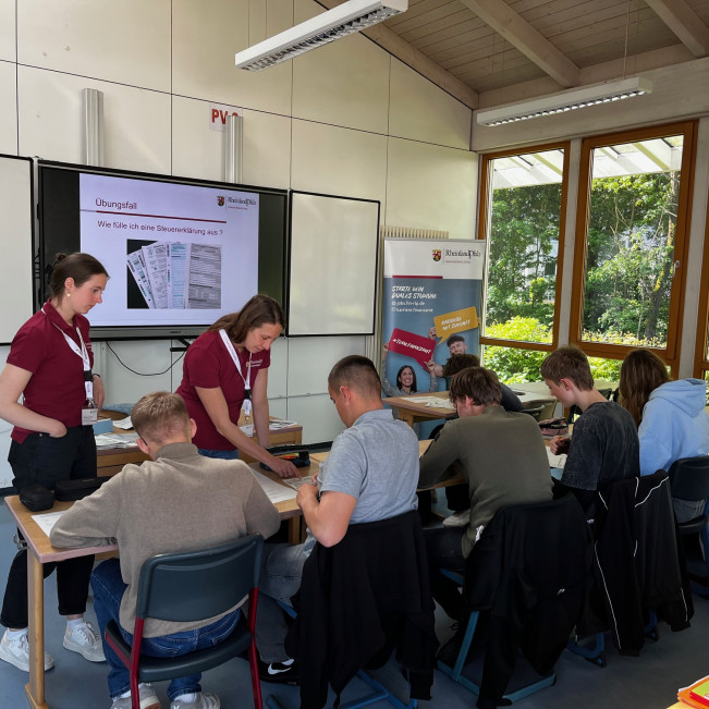 Finanzamt an unserer Schule