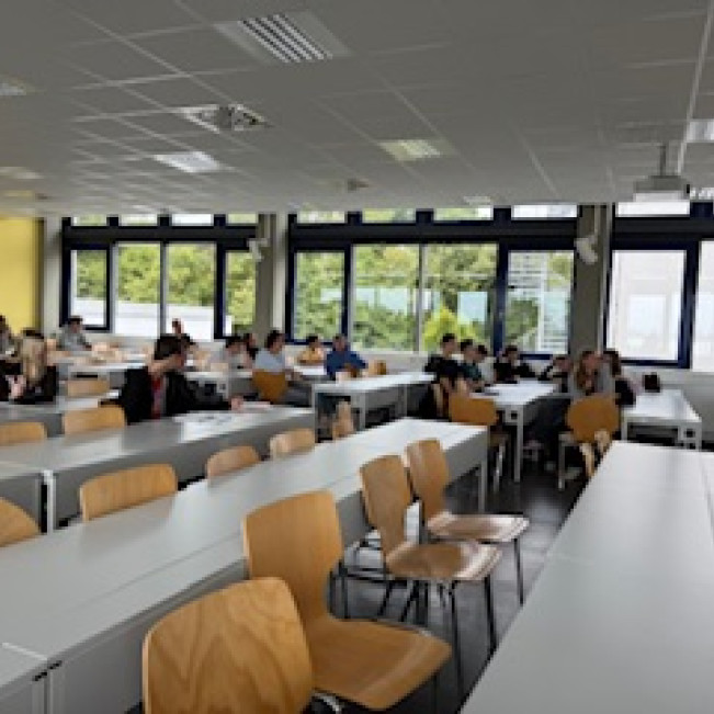 R10A erlebt Europatag an der Universität Landau